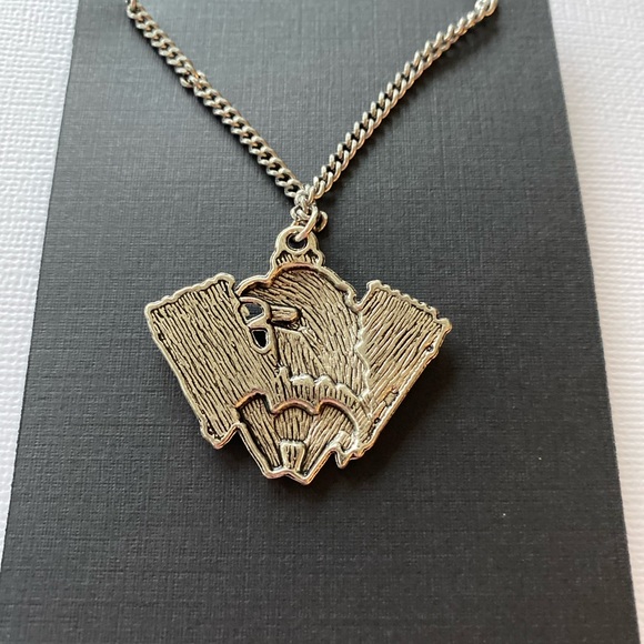 Eagle Pendant Necklace - Picture 3 of 4